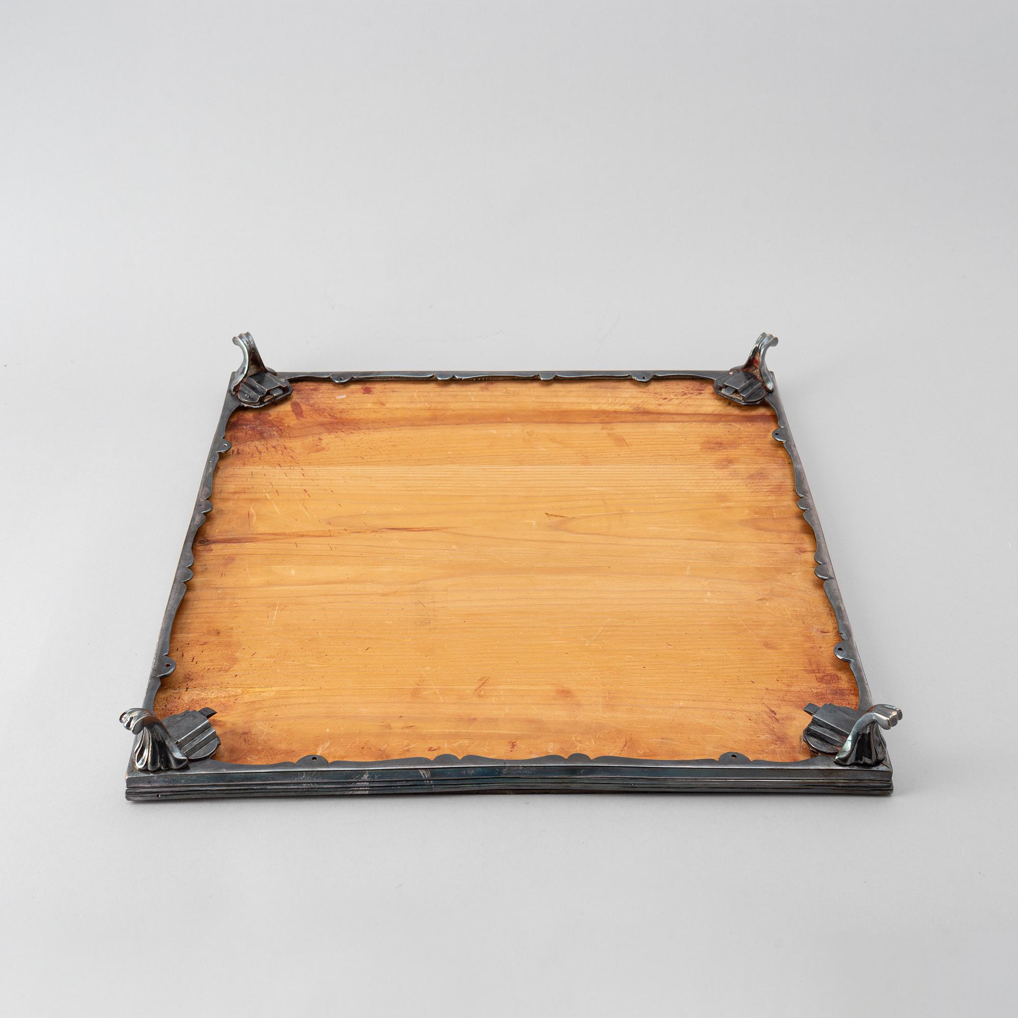 A 20th century silver plated mirror plateau.