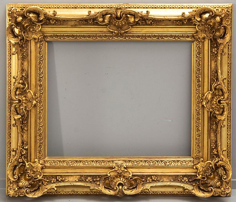 A gilded frame around 1900.