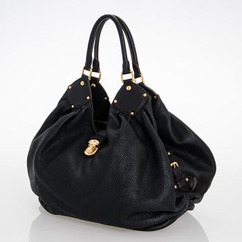 Louis Vuitton, "Mahina XL" laukku.