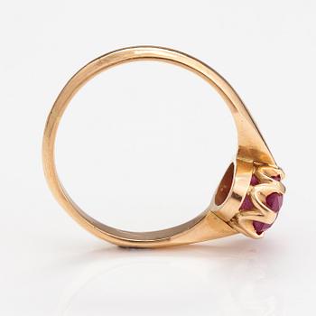 RING, 14K guld, rubin.
