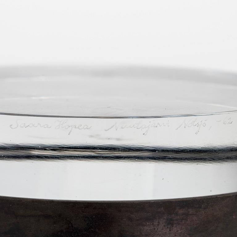 Saara Hopea, rasia, malli SH 115, signeerattu Saara Hopea Nuutajärvi Notsjö -62.
