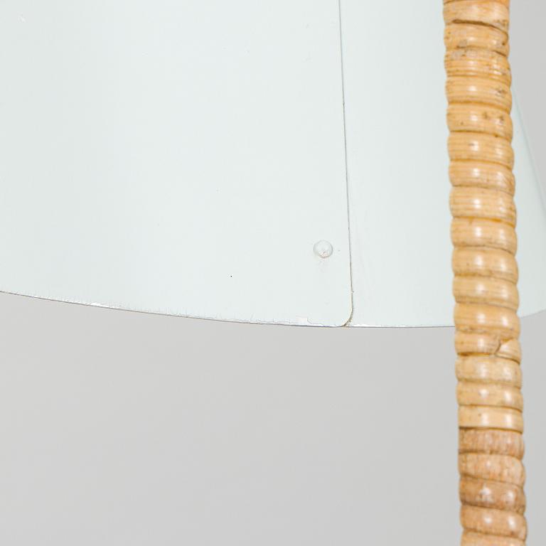 Paavo Tynell, floor lamp, model K10-10, Idman, mid-20th century.