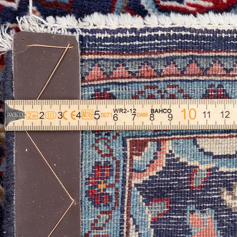 Carpet, Ghom, 210 x 140 cm.