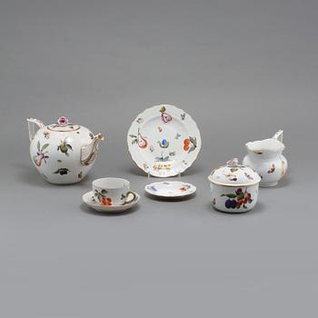 TESERVIS, 27 delar, porslin, Herend, Ungern, 1900-talets andra hälft.