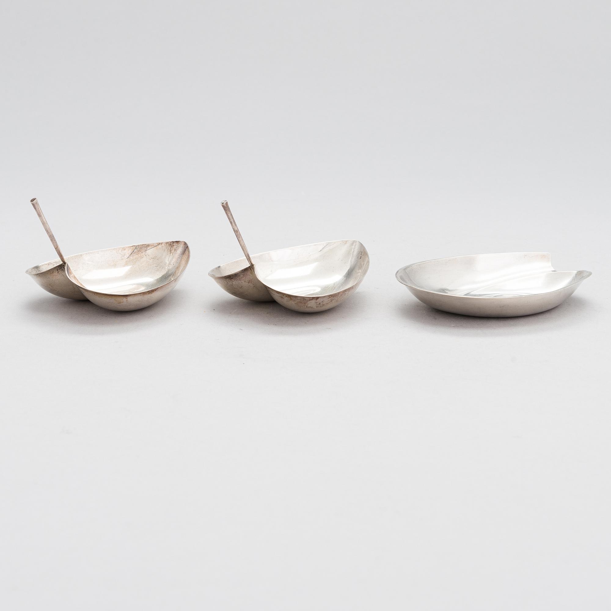 Tapio Wirkkala, three sterling silver bowls, Kultakeskus, Hämeenlinna 1959 and 1969.