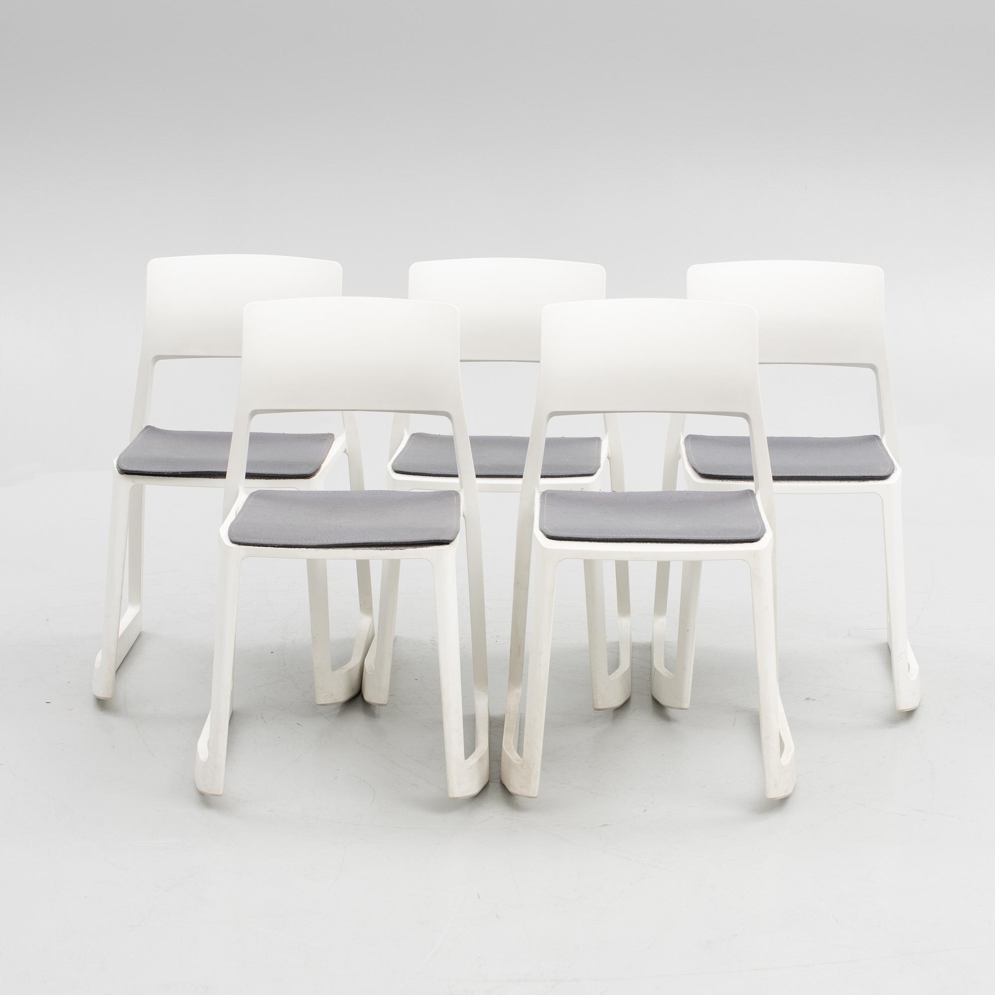 Edward Barber & Jay Osgerby, five  'Tip Ton'-chairs, Vitra.
