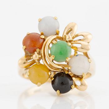 Ring 18K gold with stones in various colours.