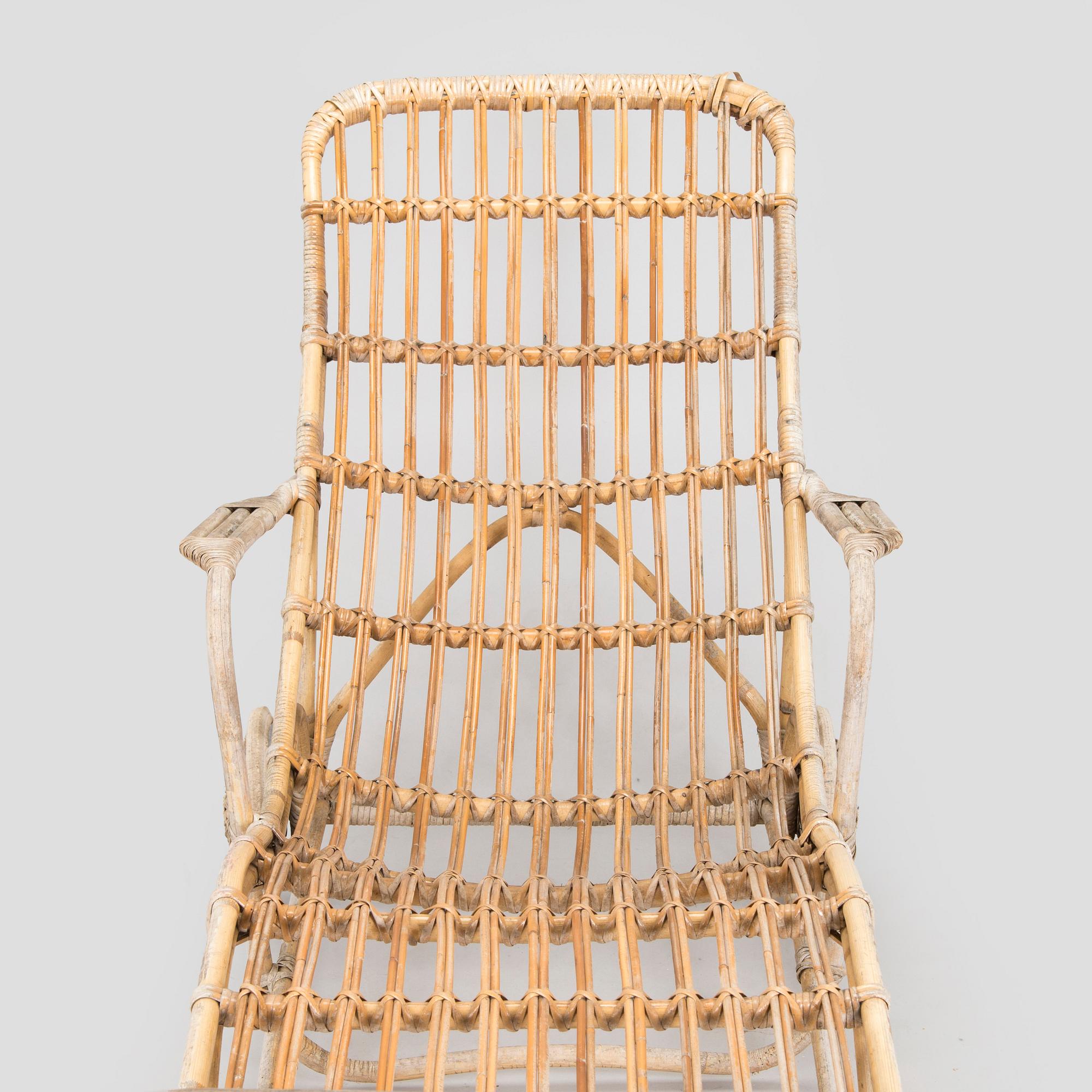 Aino Aalto, trädgårdsstol / solstol, modell 374, återförsäljare Artek, 1957.