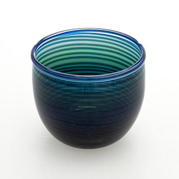 Oiva Toikka, A glass bowl signed O. Toikka Nuutajärvi Nokia Cables.