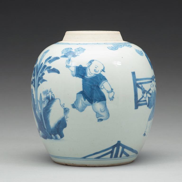 BOJAN, porslin. Qingdynastin, Kangxi (1662-1722).