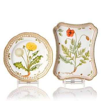 355. Two Royal Copenhagen 'Flora Dancia' serving dishes, Denmark, 1900's.