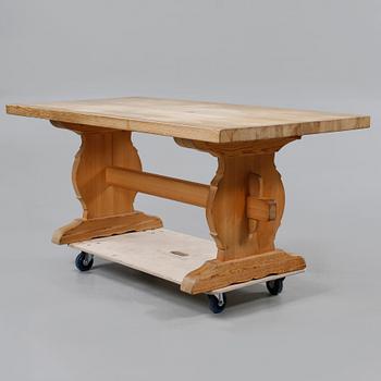 BOCKBORD, Krogenäs möbler, Norge, 1900-talets andra hälft.