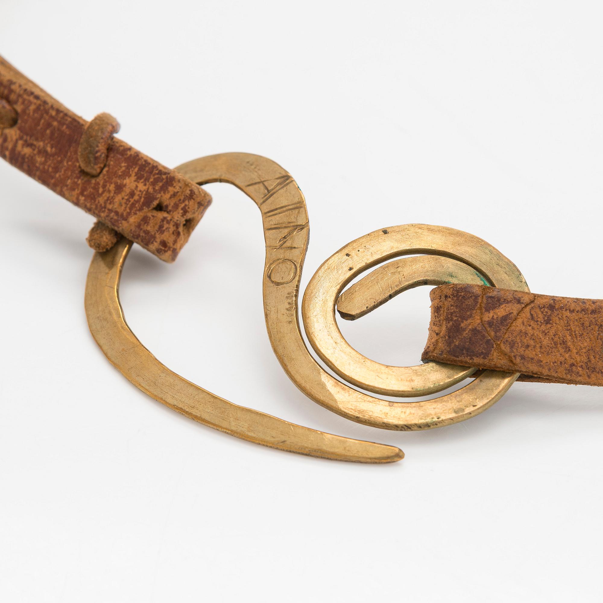 Alexander Calder, belt buckle with leather strap 1938.