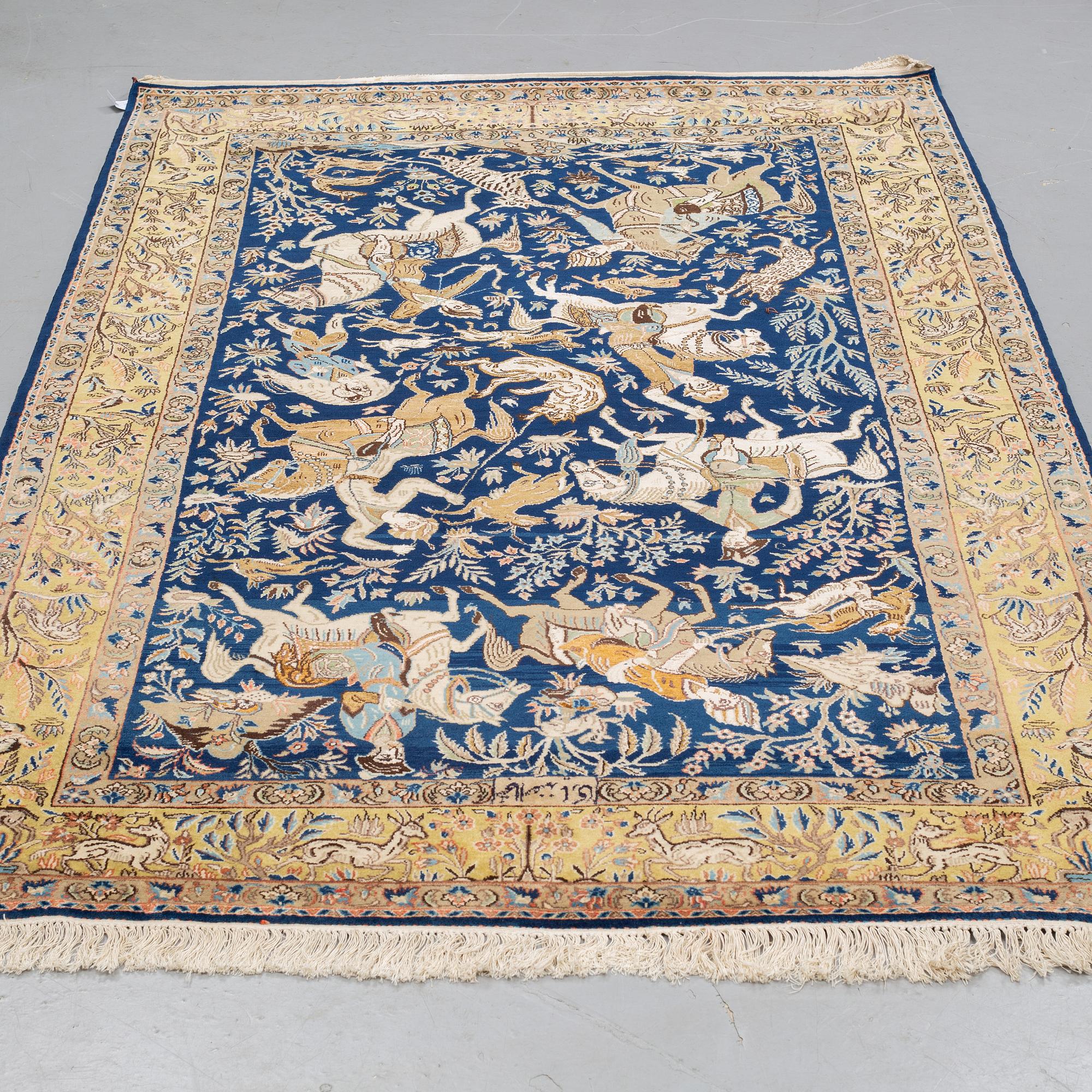 MATTO, an old Qum part silk figural, ca 278-283,5 x 168,5-171,5 cm (as well as 1 and 2 cm flat weave at the ends).