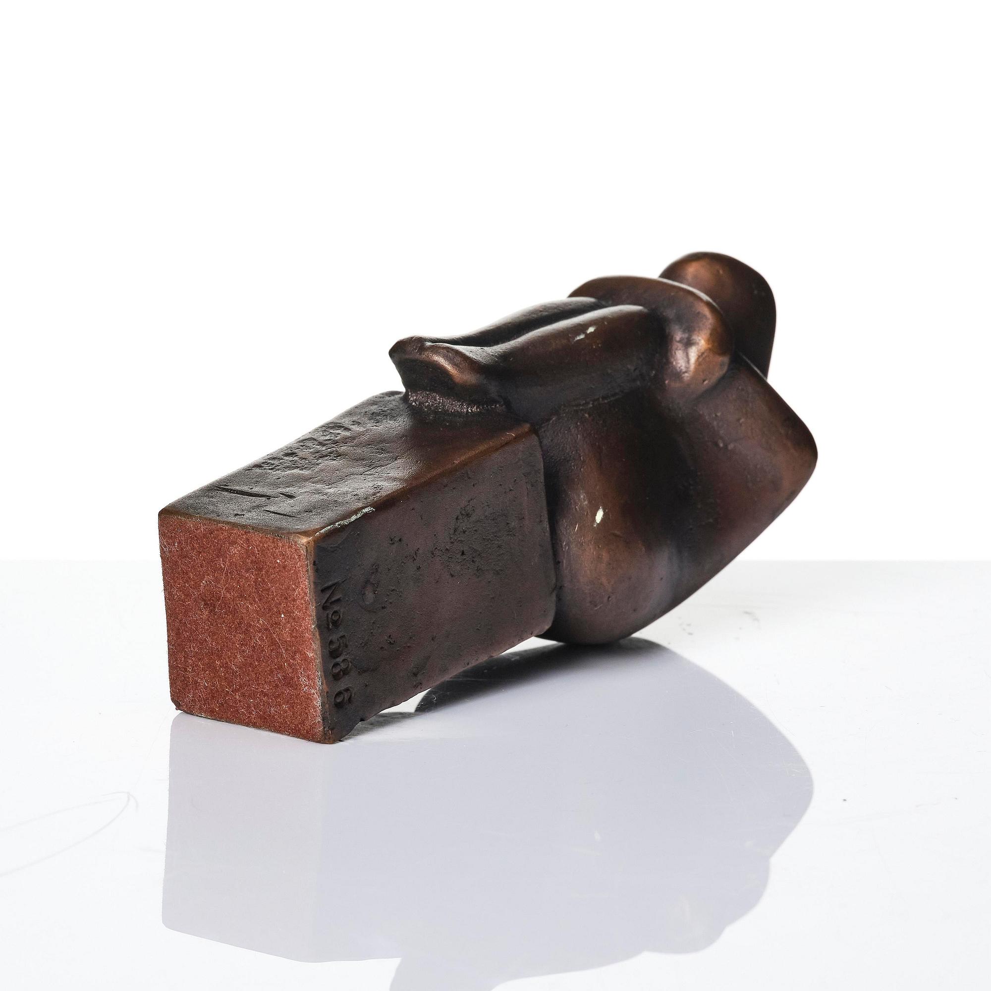 Lisa Larson, Skulptur ”Tänkaren", patinerad brons, Galleri Scandia, efter 1978, ed. 586/999.