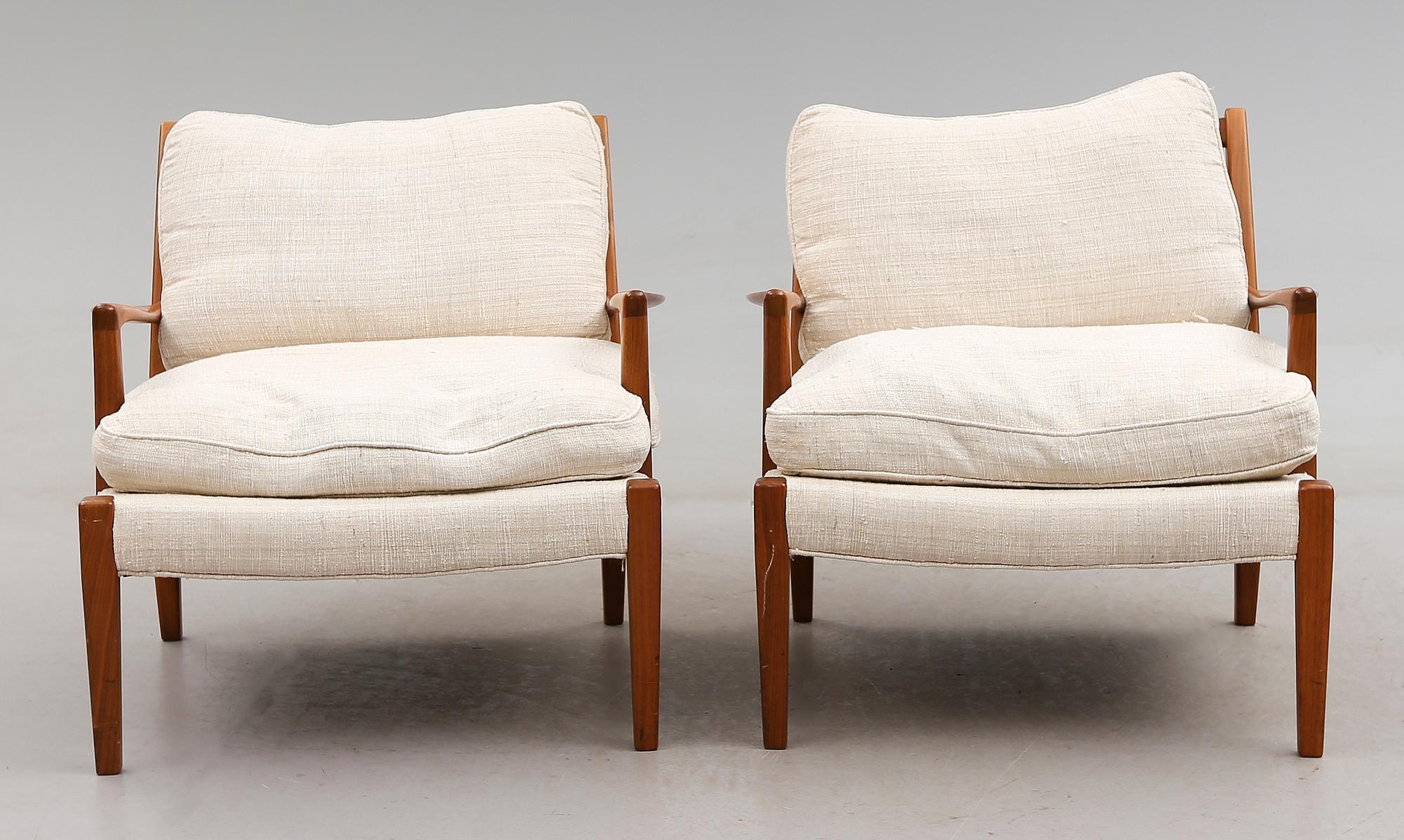 FÅTÖLJER, 1 par, 1900-talets andra hälft.