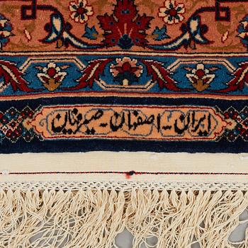 MATTA, old Isfahan, ca 347 x 252 cm (samt kortsidorna med 3 respektive 2,5 cm slätväv).
