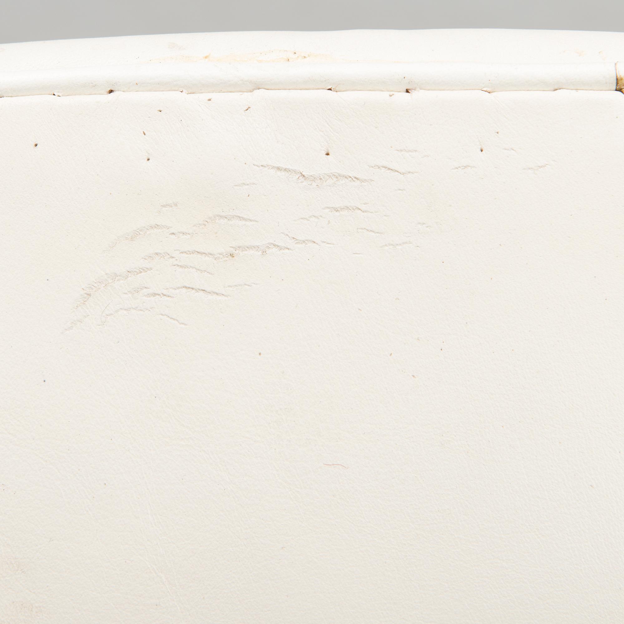 A 1969 Danish 'Swan' chair for Fritz Hansen.