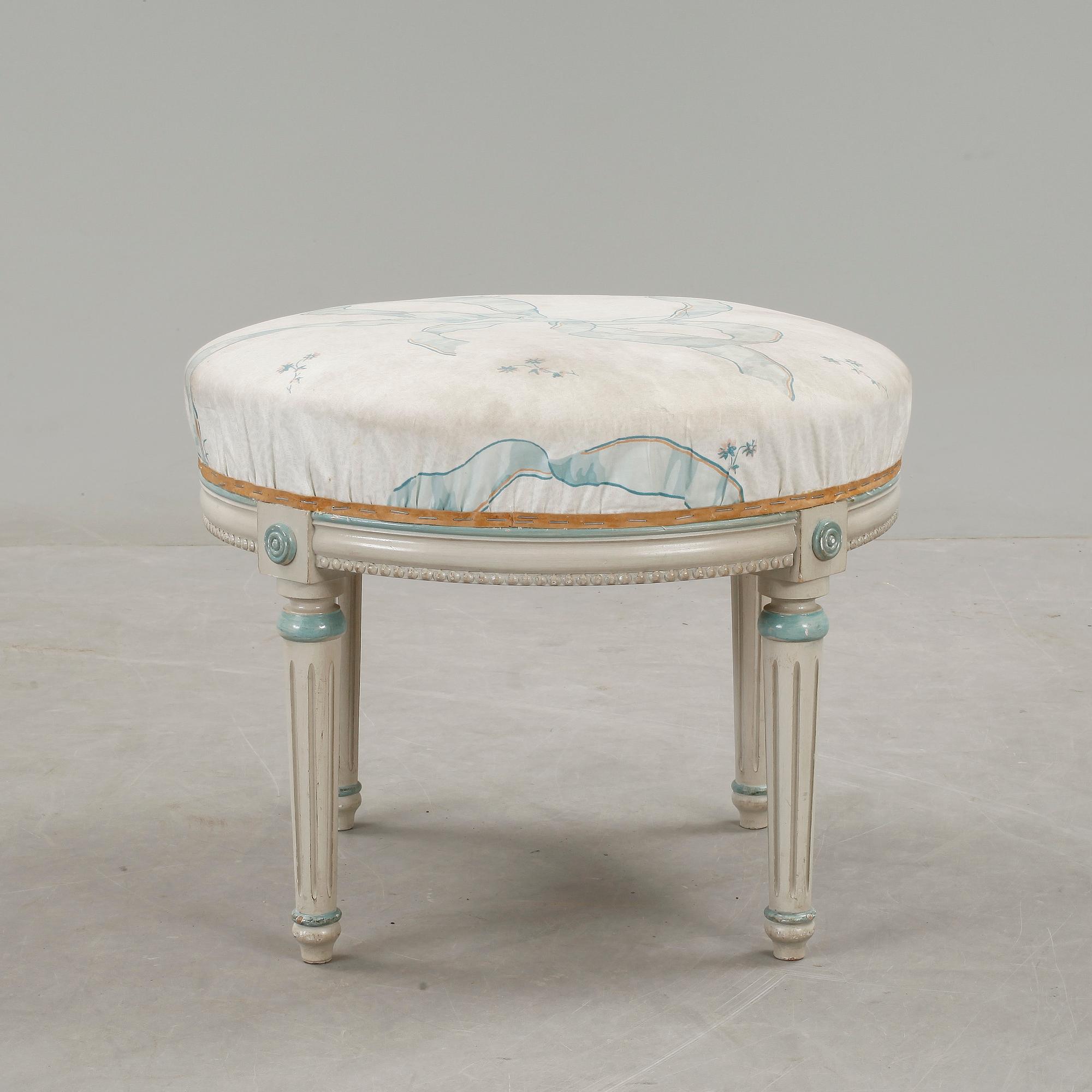 TABURETT, gustaviansk stil, 1900-tal.