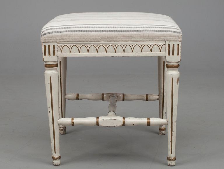 TABURETT, gustaviansk, ca 1800.