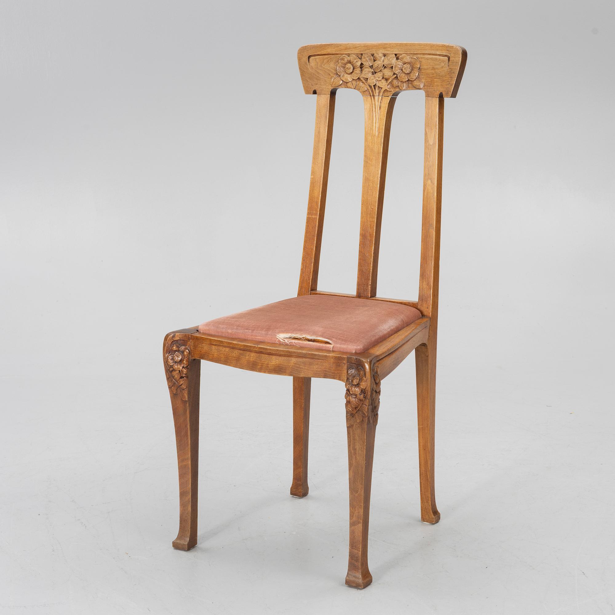 An Art Nouveau desk and chair, early 20th century.