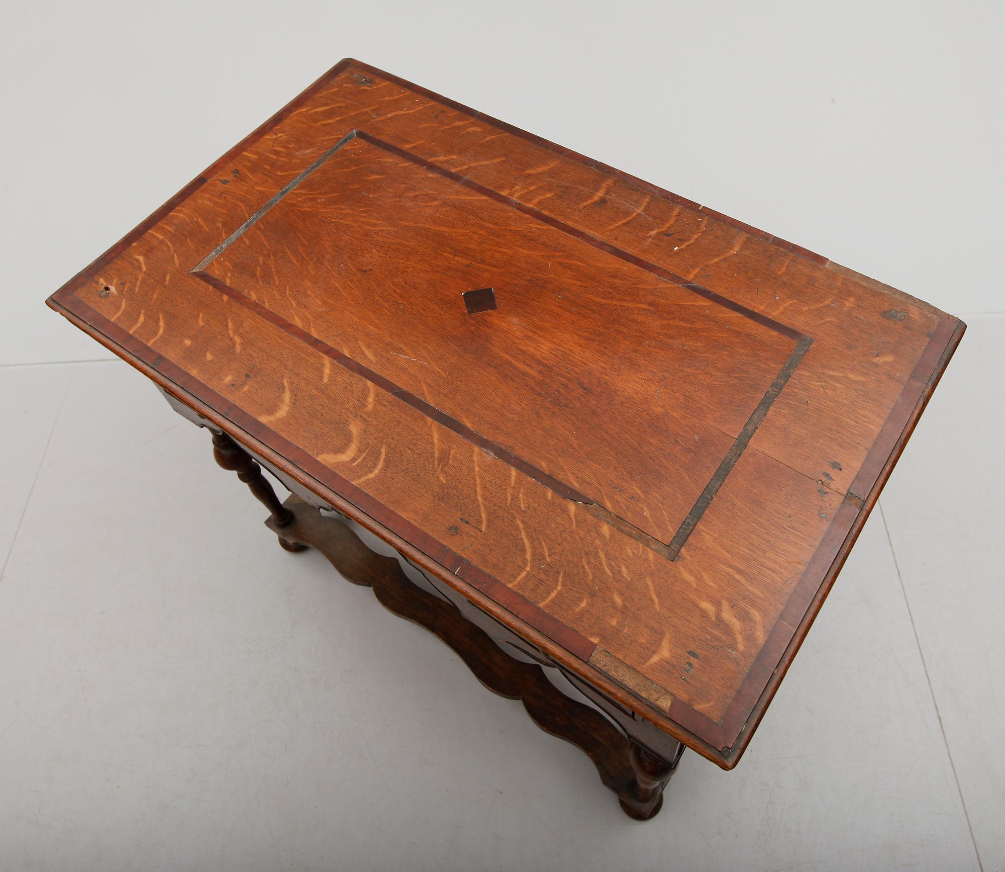 BORD, England, 1700-talets andra hälft.