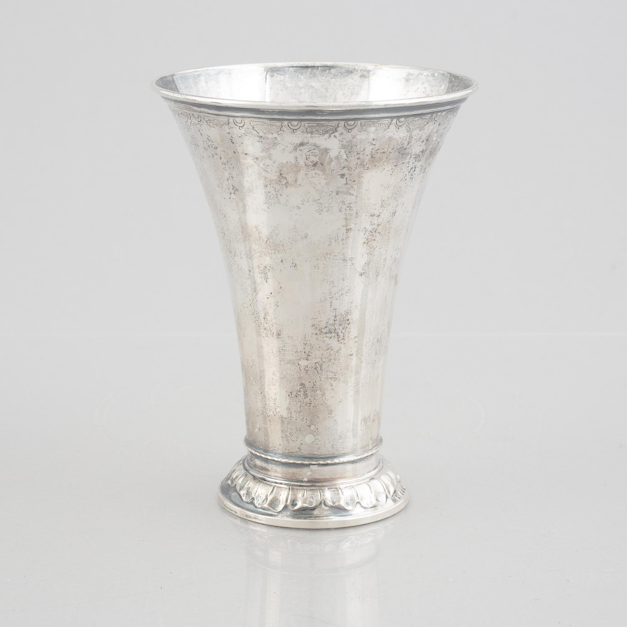 A set of three Swedish silver beakers, including CG Hallberg, Stockholm 1951.