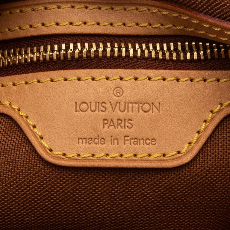 Louis Vuitton, "Mini Looping" bag, France 2002.