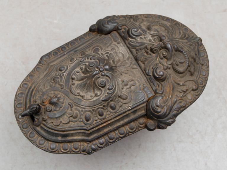 KOLBOX, gjutjärn, 1800-tal.