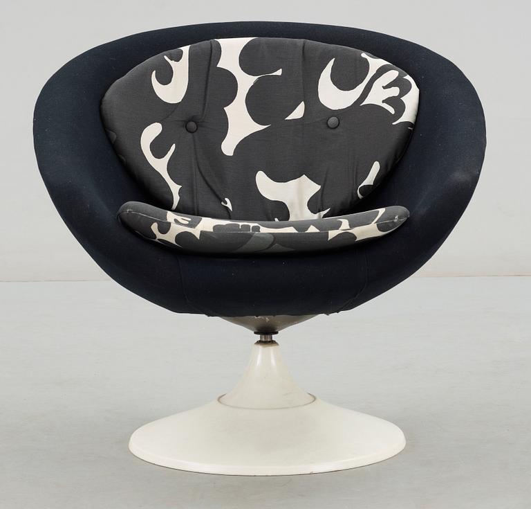 SNURRFÅTÖLJ, "Overman", Sverige, 1900-talets andra hälft.