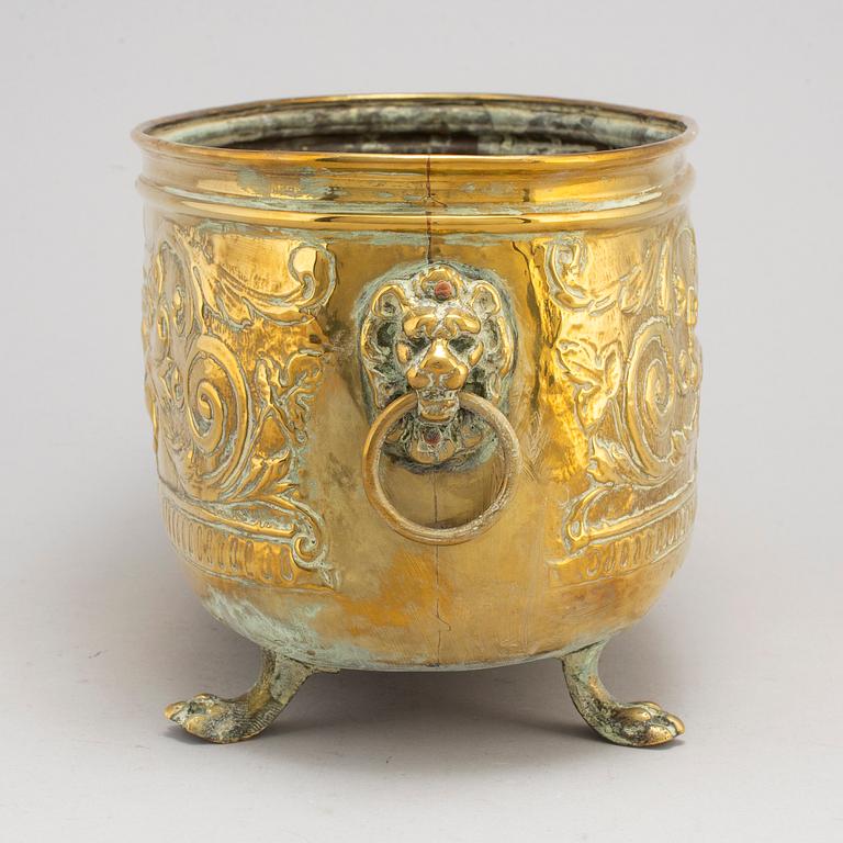 JARDINJÄR, mässing, 1800-tal.