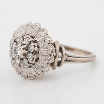 A brilliant- and single cut diamond ring.