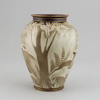 GUNNAR NYLUND, a "Flambé" stoneware vase, Rörstrand, Sweden 1930-40's.