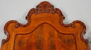 SÄNGAR, ett par, nyrokoko, 1800-talets andra hälft.