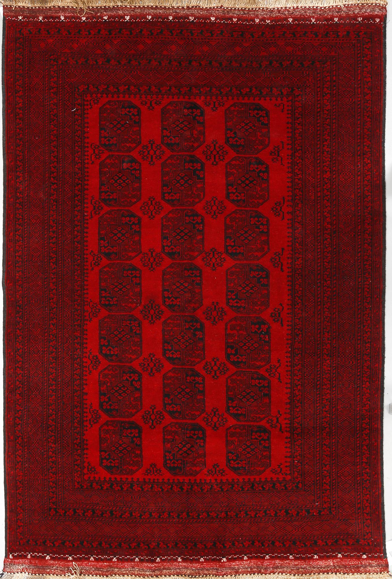 MATTA, Afghan. Ca 285 x 200 cm.