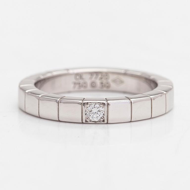 Cartier, an 18K white gold 'Lanières' ring with a diamond, ca. 0.04 ct.