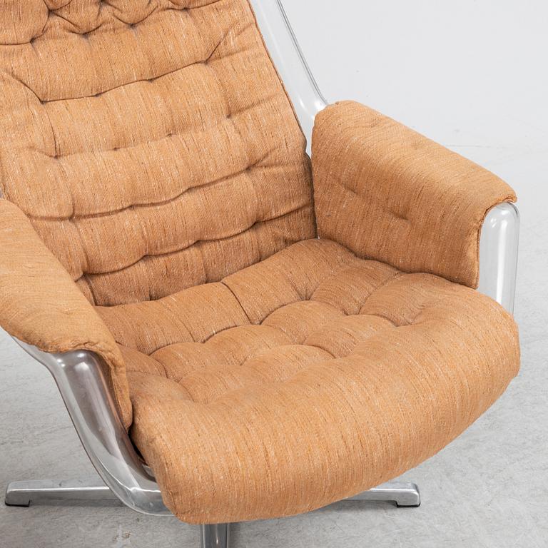Alf Svensson & Yngve Sandström, a pair of 'Galaxy' armchairs, Dux, 1970's.