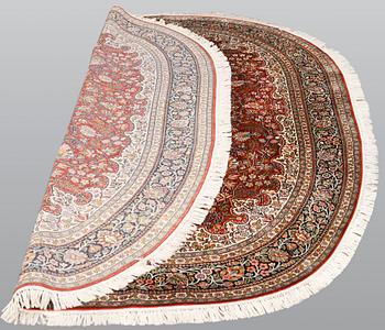 Matta, Silke Kashmir, ca 280 x 184 cm.