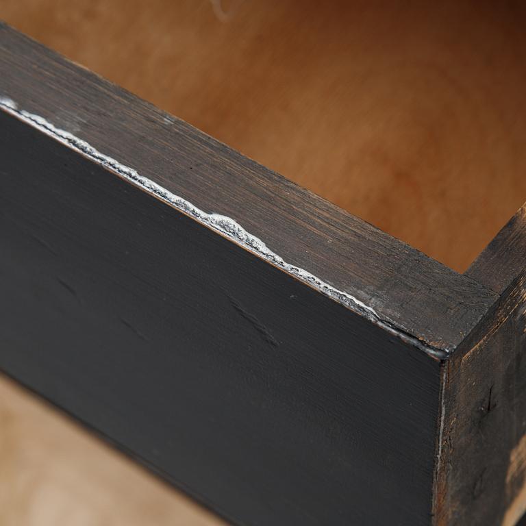 Byrå, sent 1800-tal.