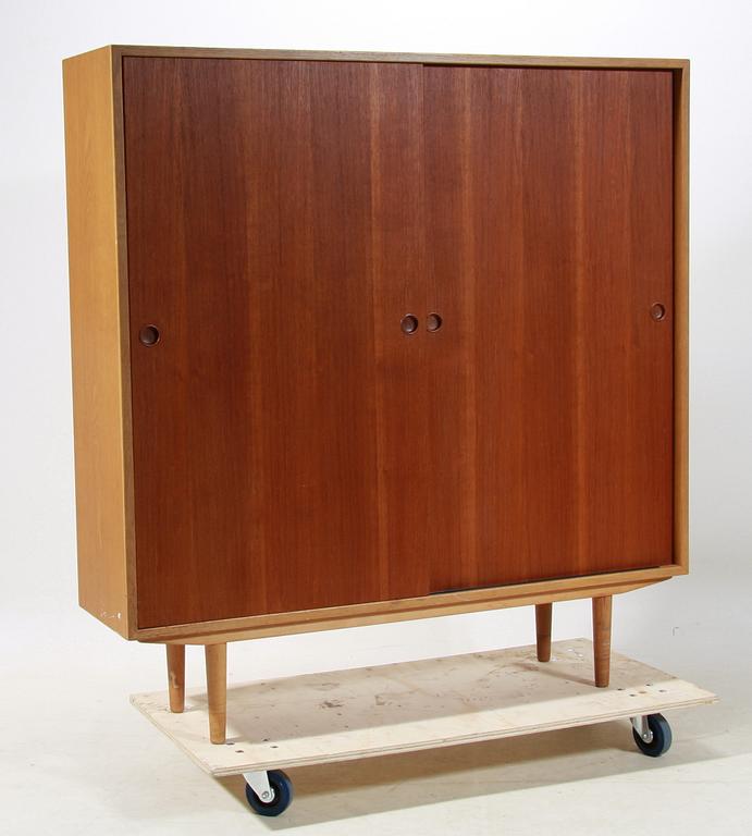 SKÅP, trol "Öresund", Börge Mogensen, Danmark.