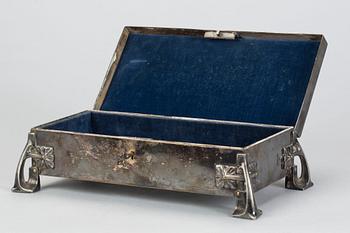 SMYCKESSKRIN, nysilver, jugend, 1900-talets början.