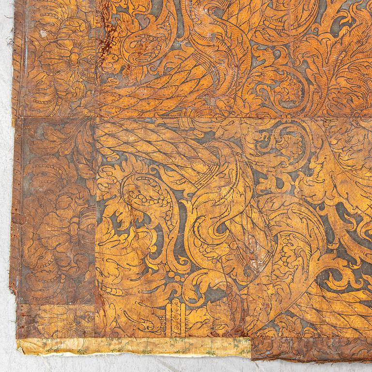 GILT LEATHER/WALLPAPER, probably Italy 17/18th century.