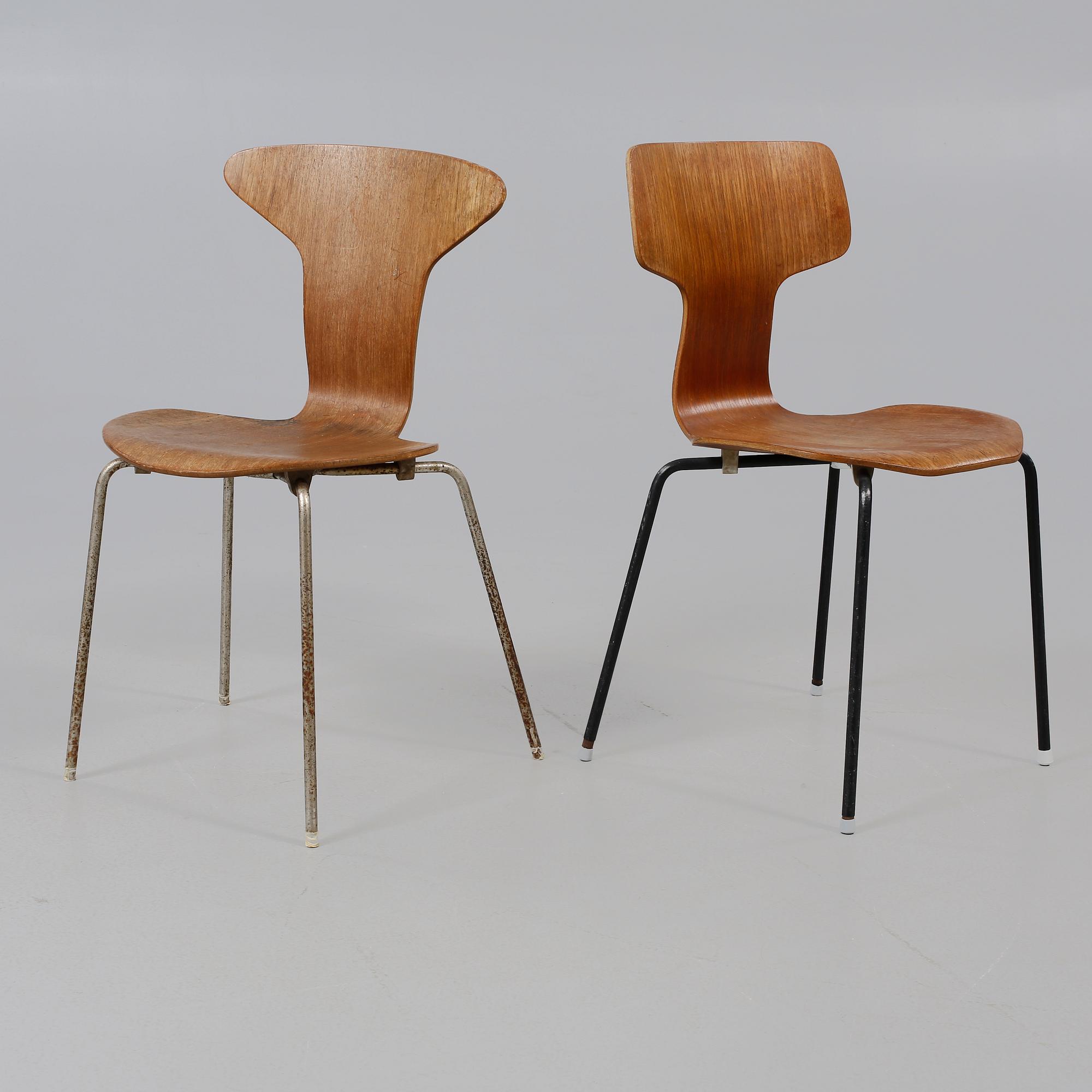 STOLAR, 3+1 st, "3103" och "3105 / Munkegårdsstolen / Myggan", Arne Jacobsen, Fritz Hansen, 1900-talets tredje kvartal.