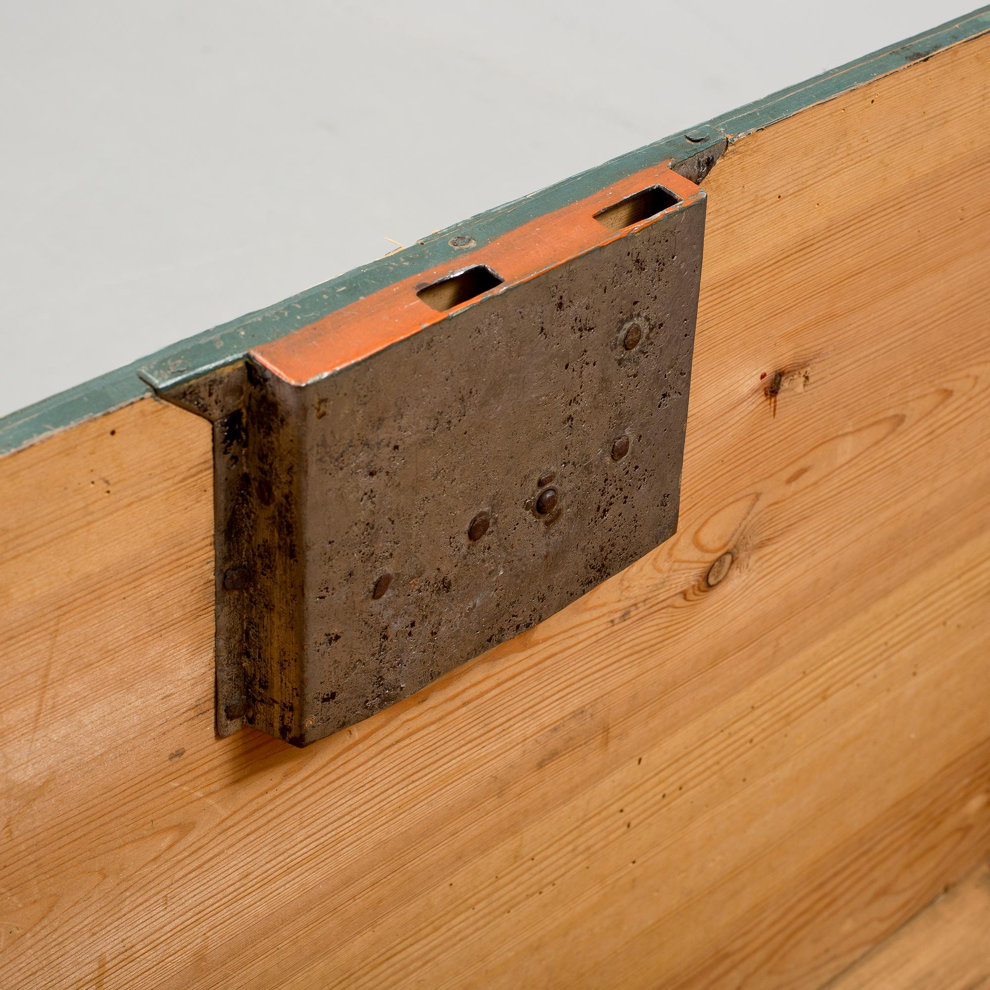 BRUDKISTA, målad dekor daterad 1816.