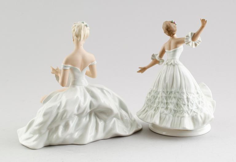 FIGURER, 2 st, porslin, Wallendorf, 1900-talets mitt.