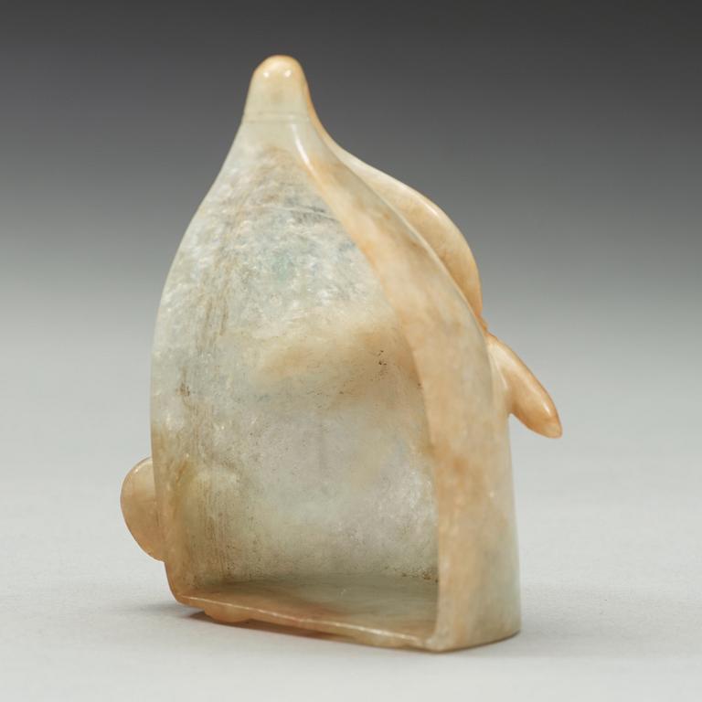 A Chinese nephrite brush washer, early 20th Century.