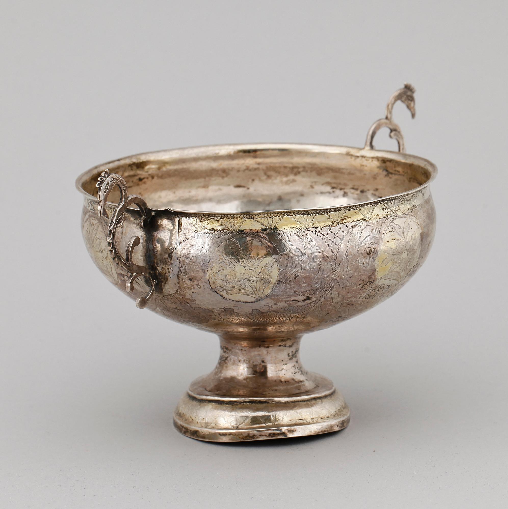 BRÄNNVINSSKÅL, silver, Pehr Palm, verksam 1807-1820 i Hudiksvall. Vikt ca 100 gram.