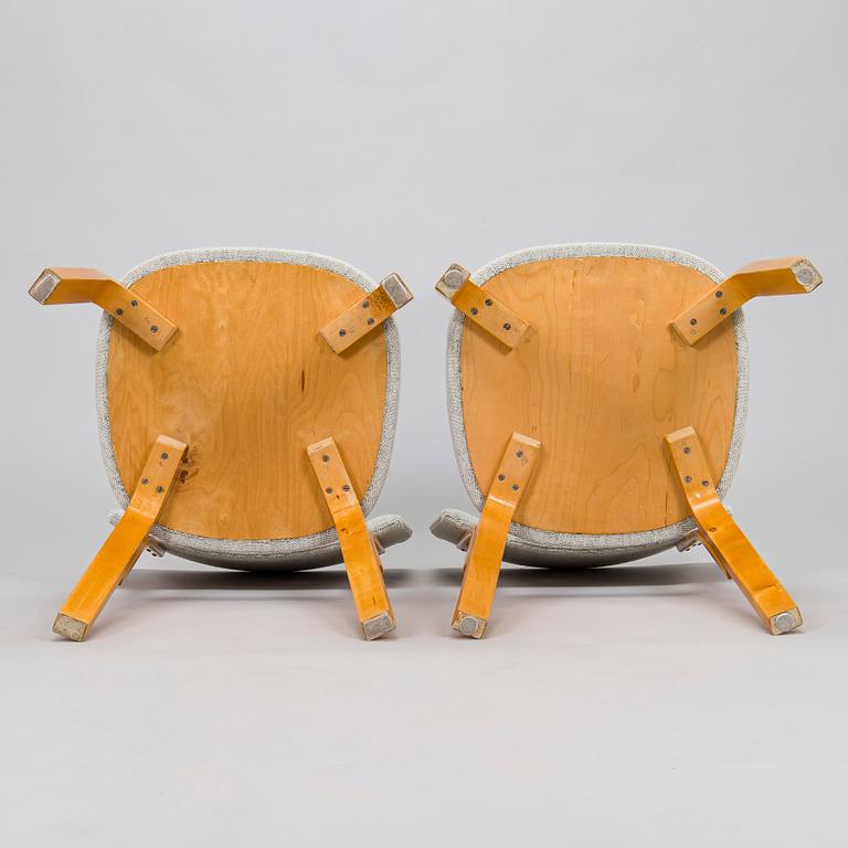 Alvar Aalto, stolar, 6 st, modell 63, O.Y. Huonekalu- ja Rakennustyötehdas A.B. 1900-talets mitt.