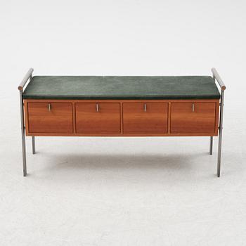 A 'Ladan' contemporary bench by Kerstin Olby.