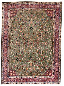 Matto, a semi-antique Tabriz, ca 374-376,5 x 268-276 cm.